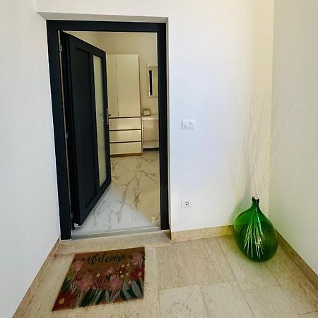 Studio Zara Rovinj Extérieur photo