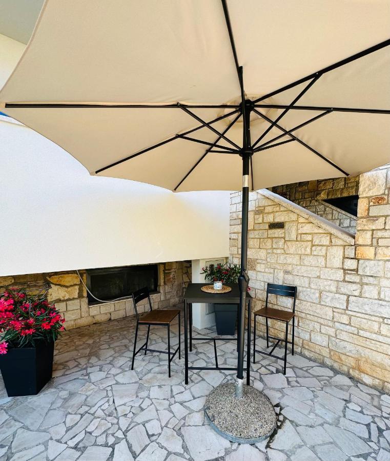 Studio Zara Rovinj Extérieur photo